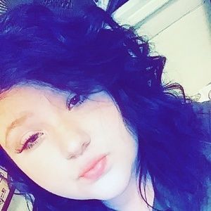 Meet your Posher, Annie